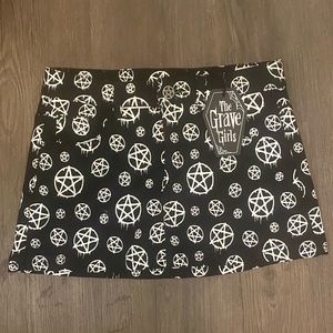 Dolls Kill / Grave Girls | Darkest Point Pentagram Mini Skirt